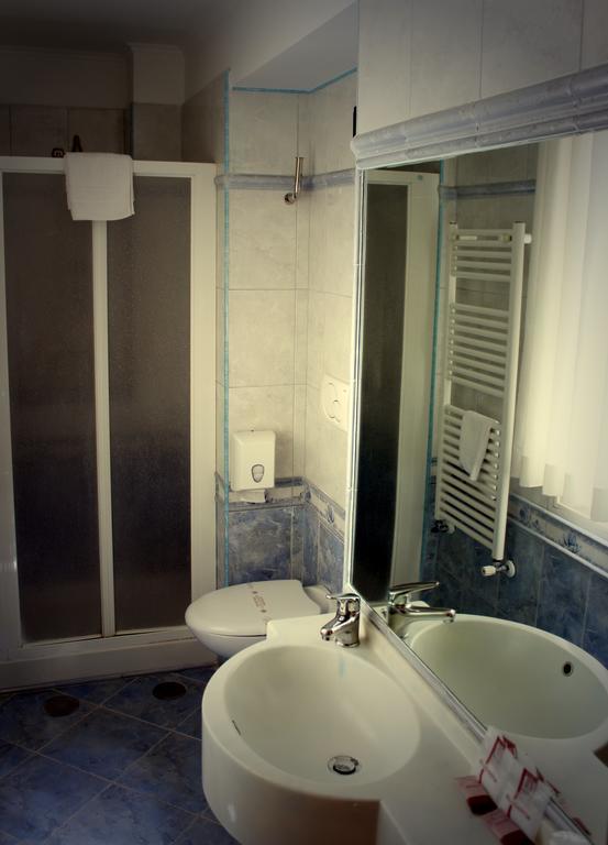 Hotel Louisiana Roma Oda fotoğraf
