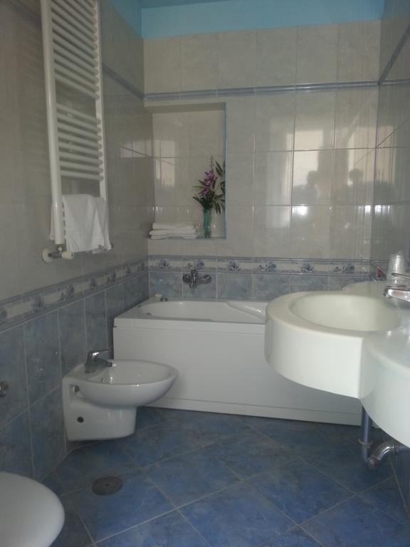 Hotel Louisiana Roma Dış mekan fotoğraf