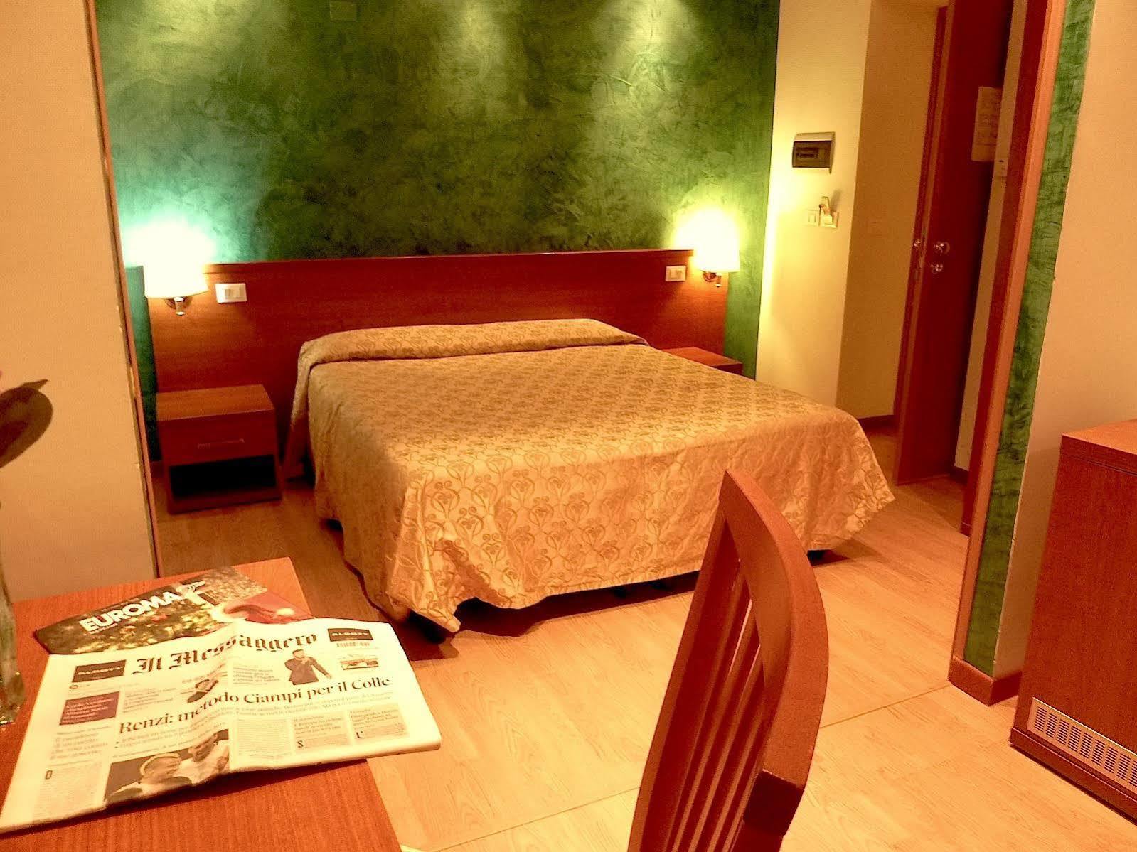 Hotel Louisiana Roma Dış mekan fotoğraf